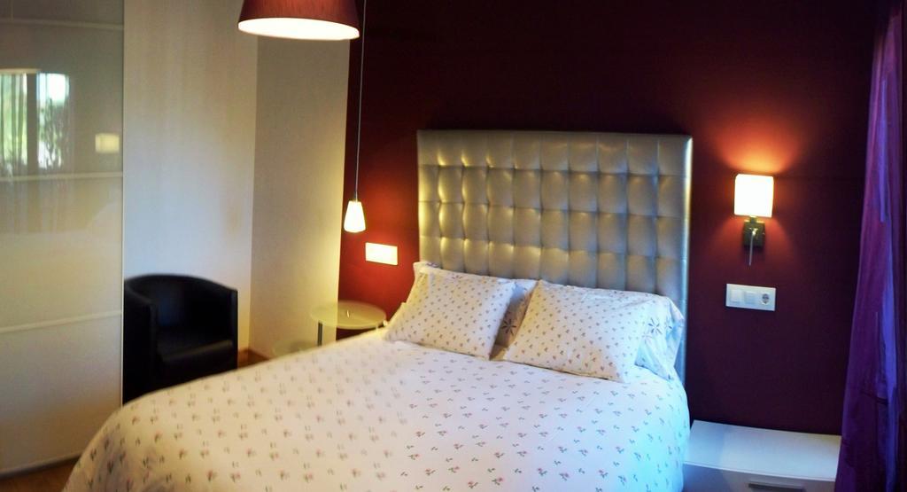 Apartamentos El Roble Valverde de la Vera Стая снимка