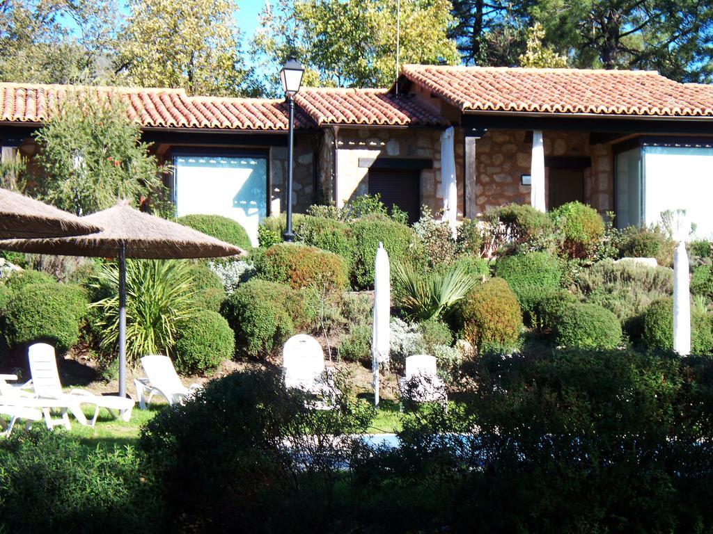 Apartamentos El Roble Valverde de la Vera Екстериор снимка