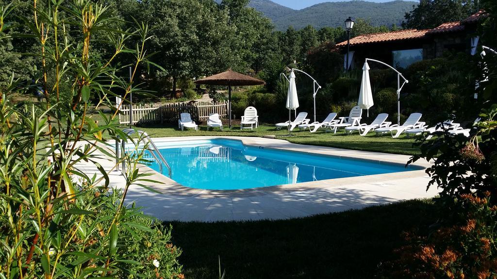 Apartamentos El Roble Valverde de la Vera Екстериор снимка