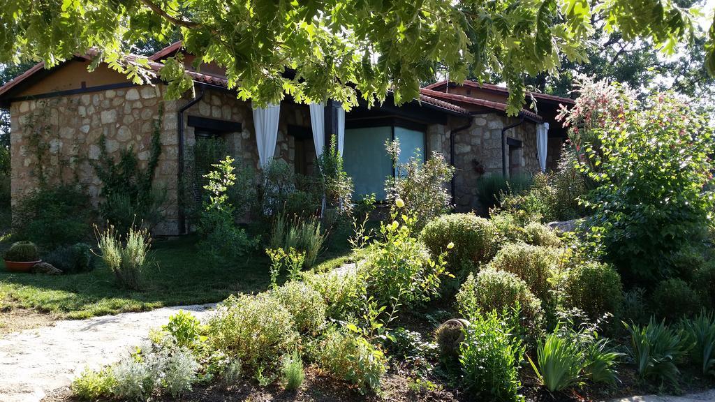 Apartamentos El Roble Valverde de la Vera Екстериор снимка