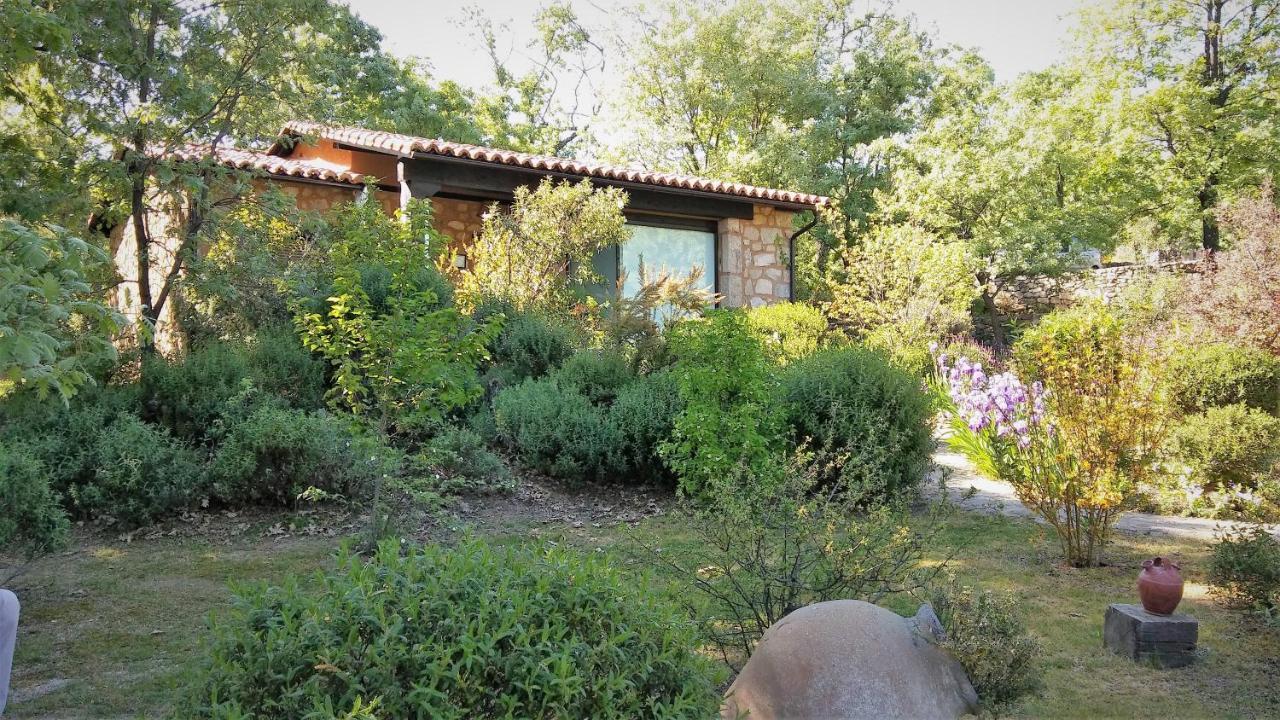 Apartamentos El Roble Valverde de la Vera Екстериор снимка