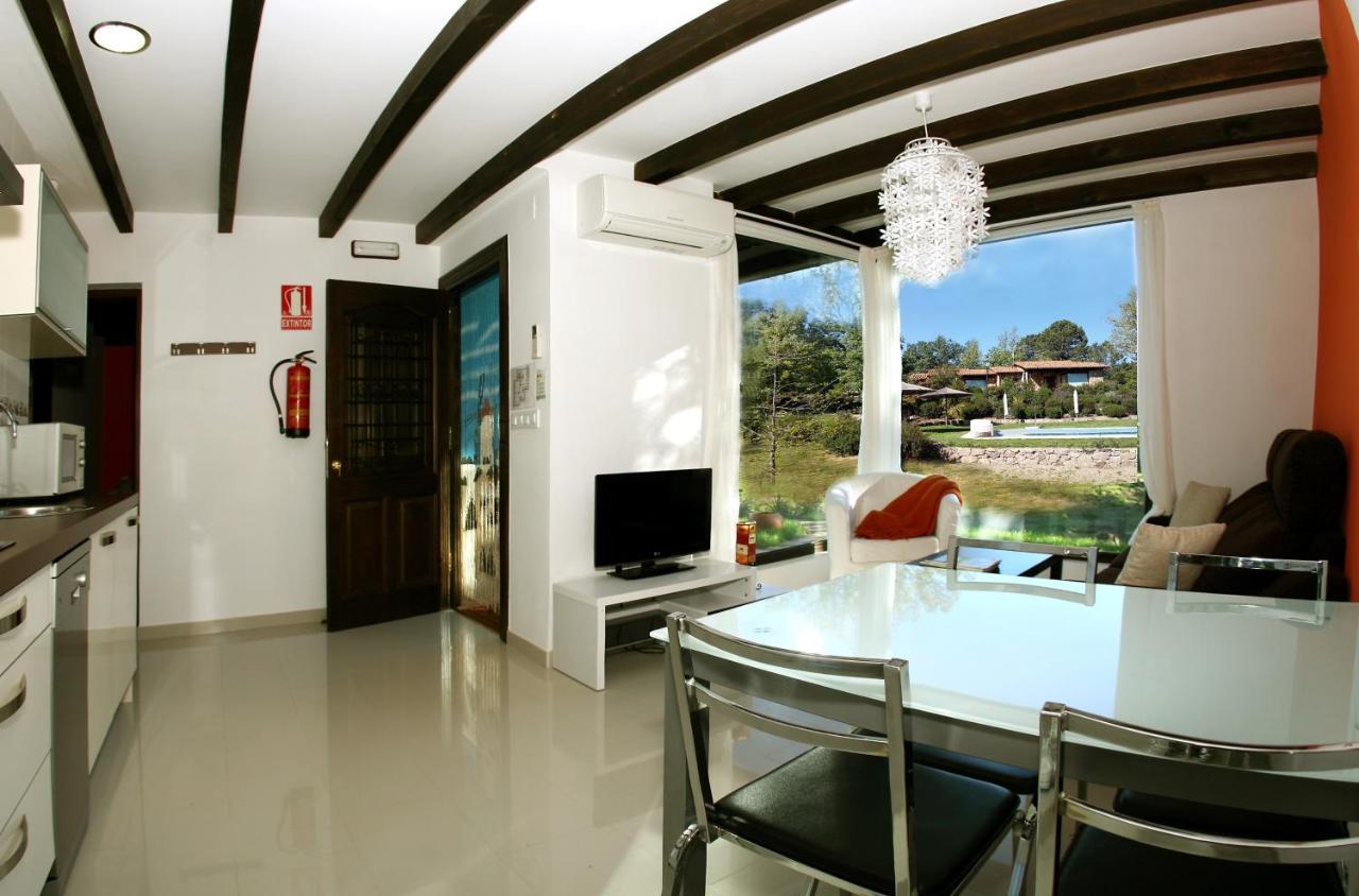 Apartamentos El Roble Valverde de la Vera Екстериор снимка